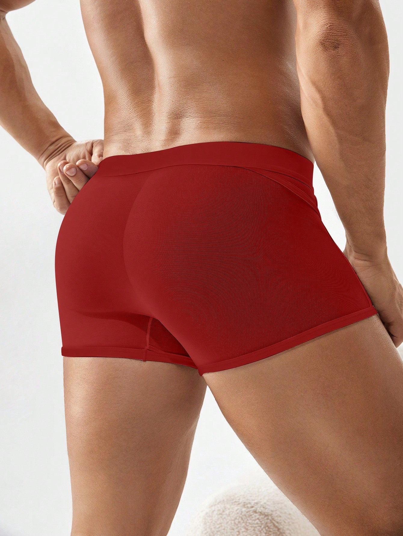 Men’s Lightweight Shorts With Color Block Fabric And Trim