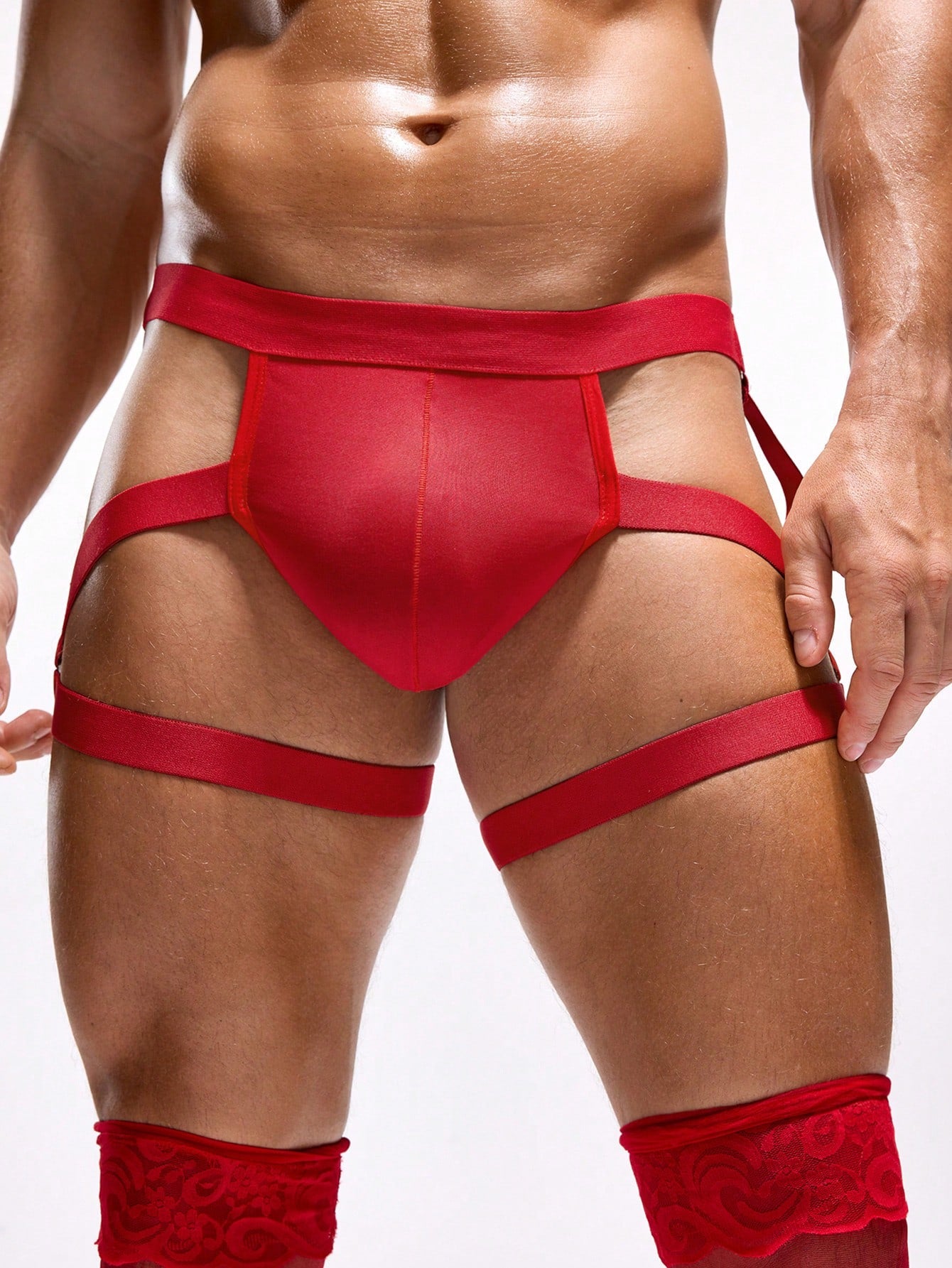 Men’s Casual Shorts In Solid Color With Cutout Design