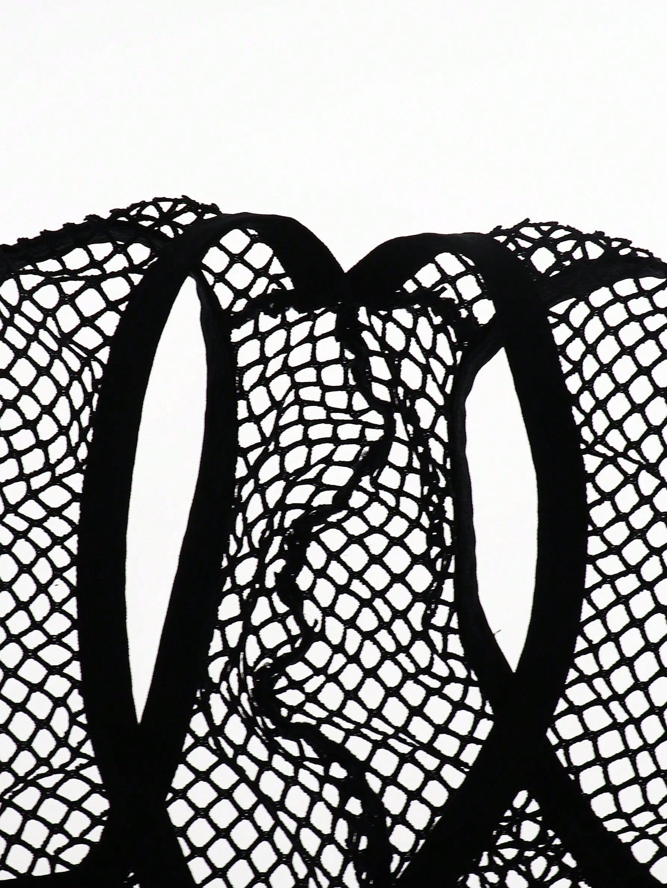 Men’s Mesh Shorts With Cutout Detail And Support Style