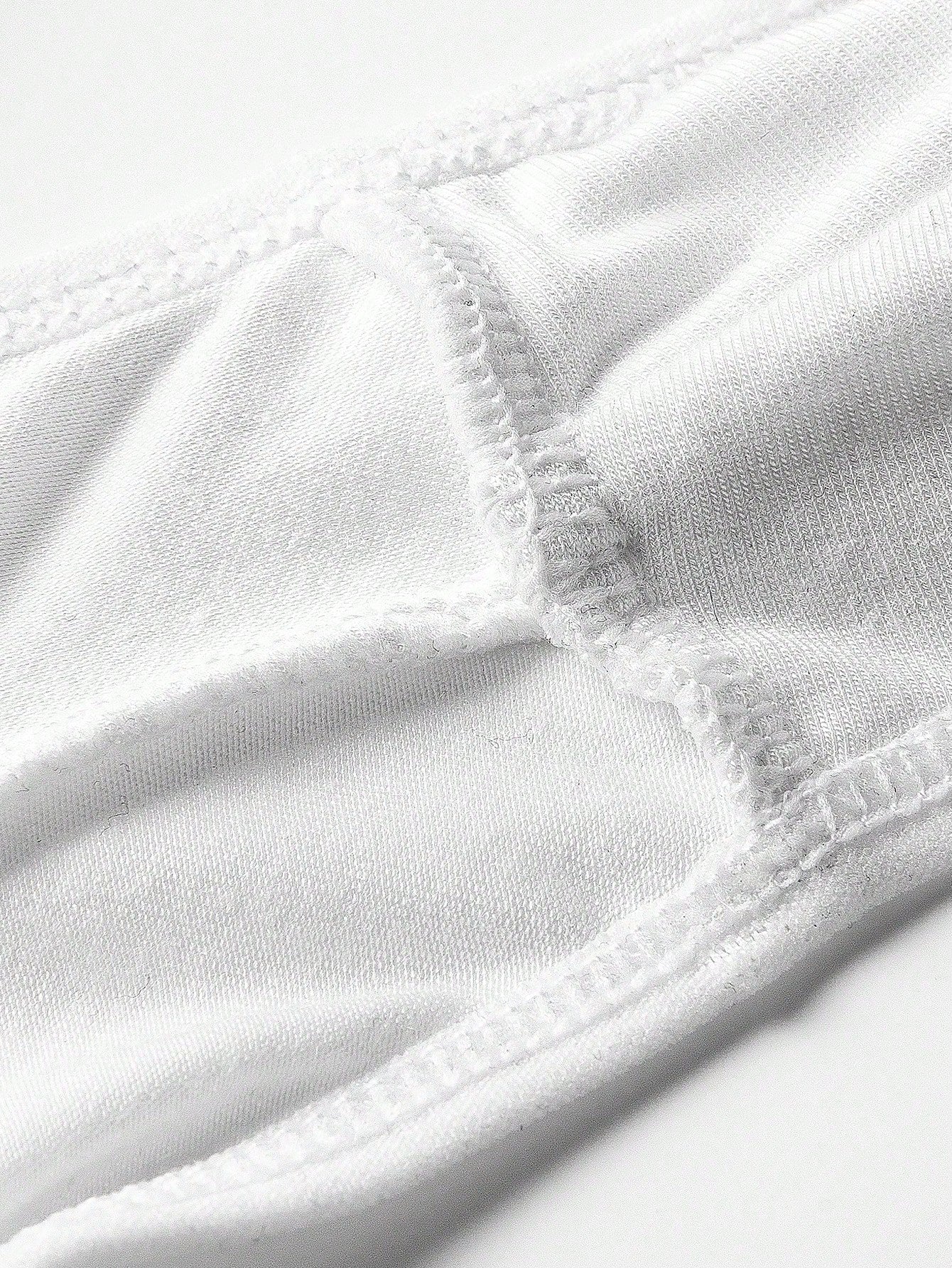 Men’s Lightweight Shorts Two-Piece Set With Woven Letter Pattern