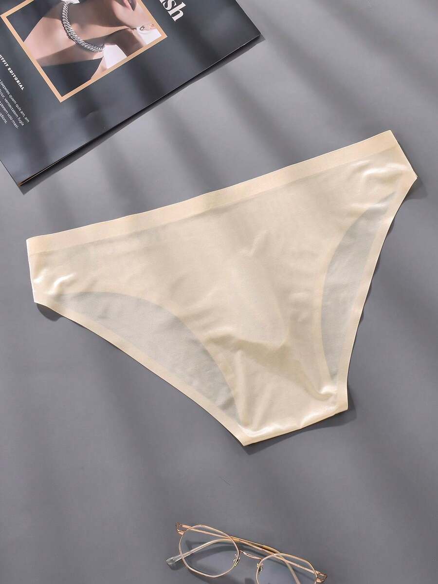 Pack of 5 men's low rise triangle briefs in sporty multicolor plain design made from lightweight stretch fabric.