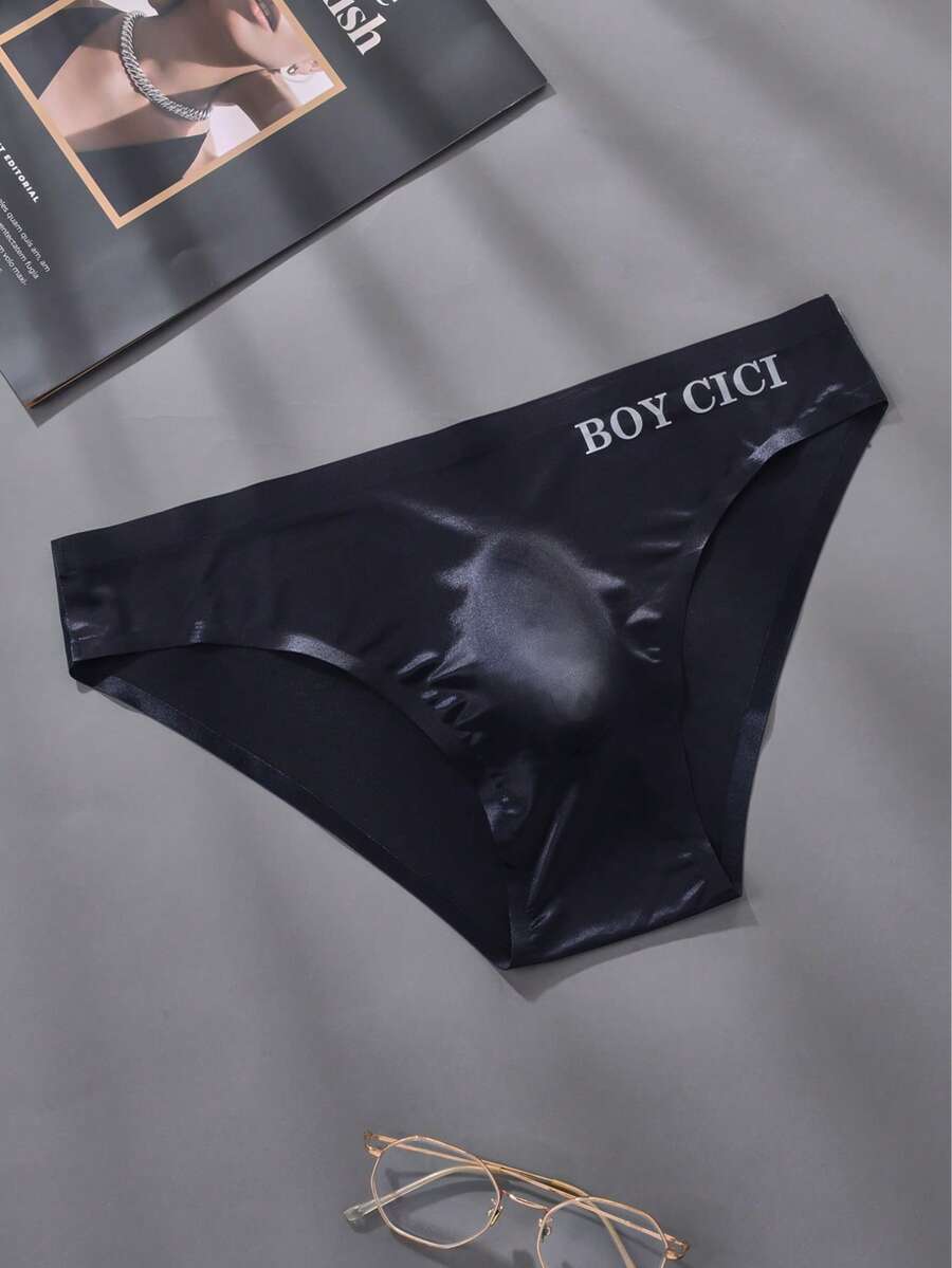 Pack of 5 men's low rise triangle briefs in sporty multicolor plain design made from lightweight stretch fabric.