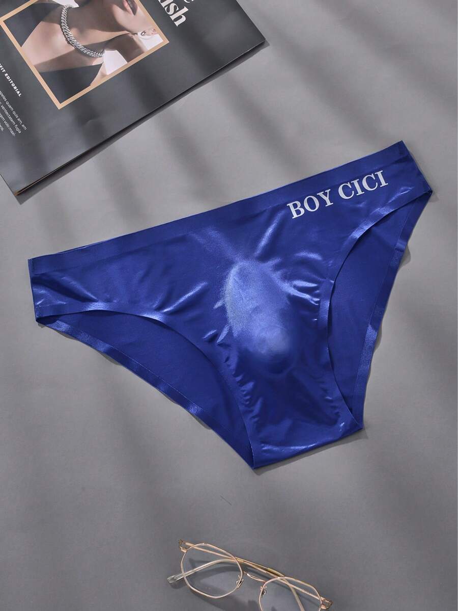 Pack of 5 men's low rise triangle briefs in sporty multicolor plain design made from lightweight stretch fabric.