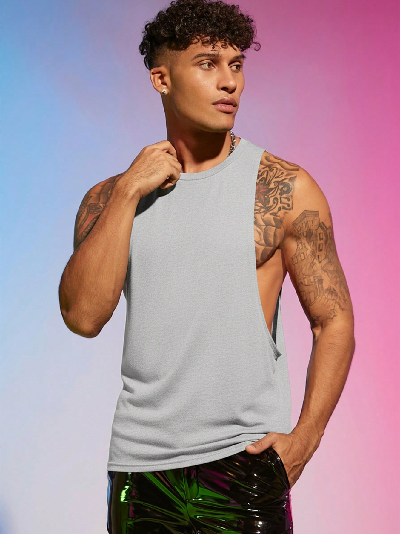 Men Solid Sleeveless Plain Tank Top