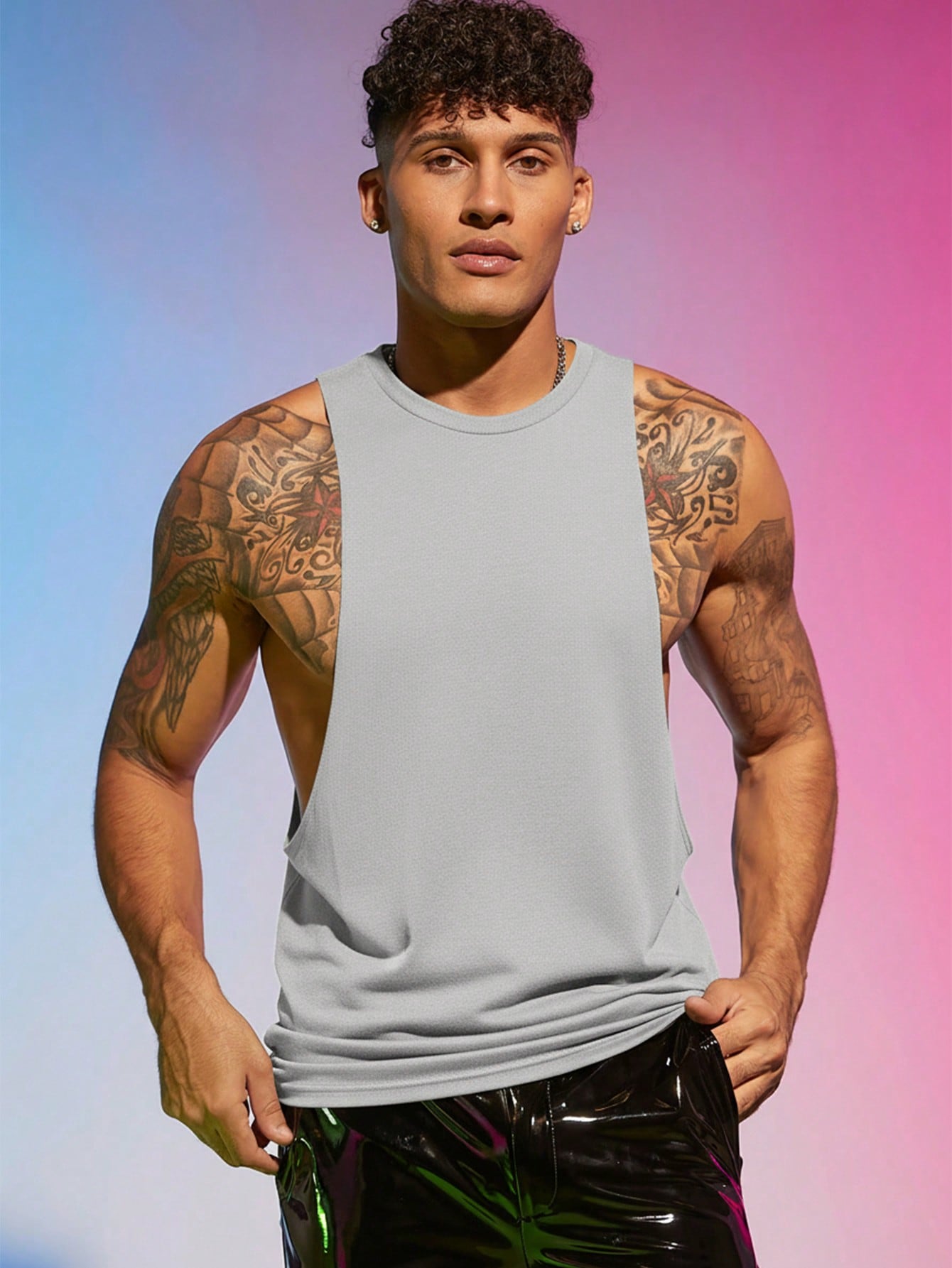 Men Solid Sleeveless Plain Tank Top