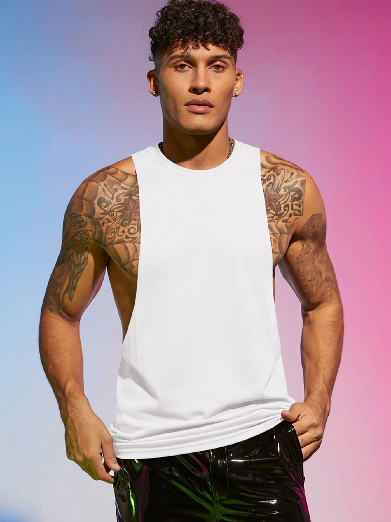 Men Solid Sleeveless Plain Tank Top