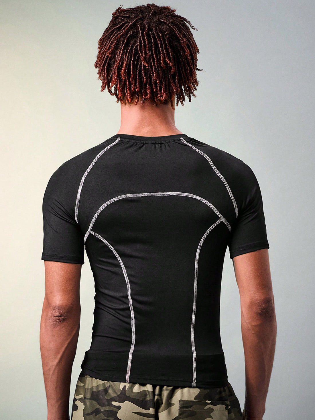 Men's Decorative Line Fitted Short Sleeve T-Shirt