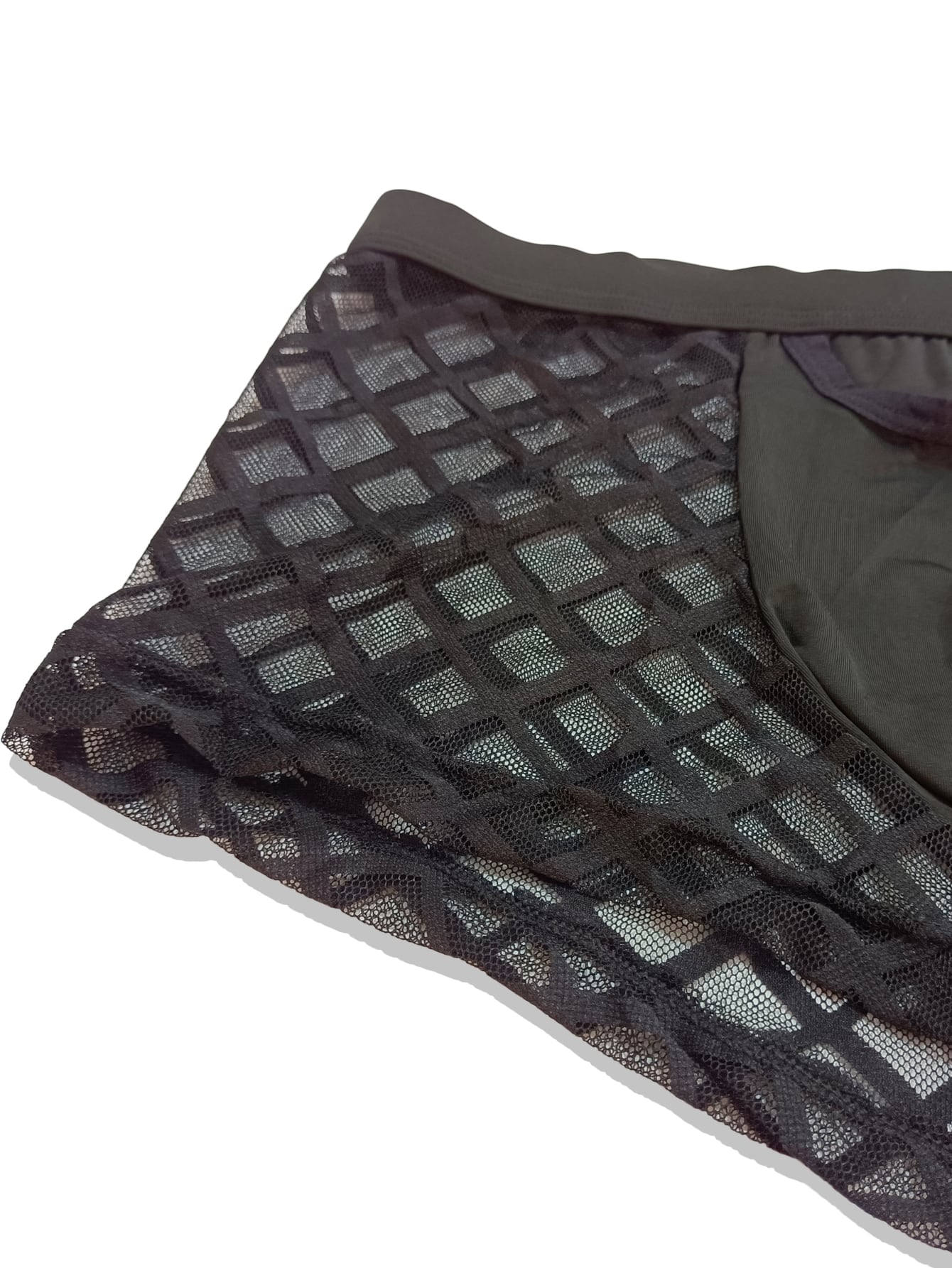 Men’s Casual Shorts With Plaid Pattern And Fabric Panel