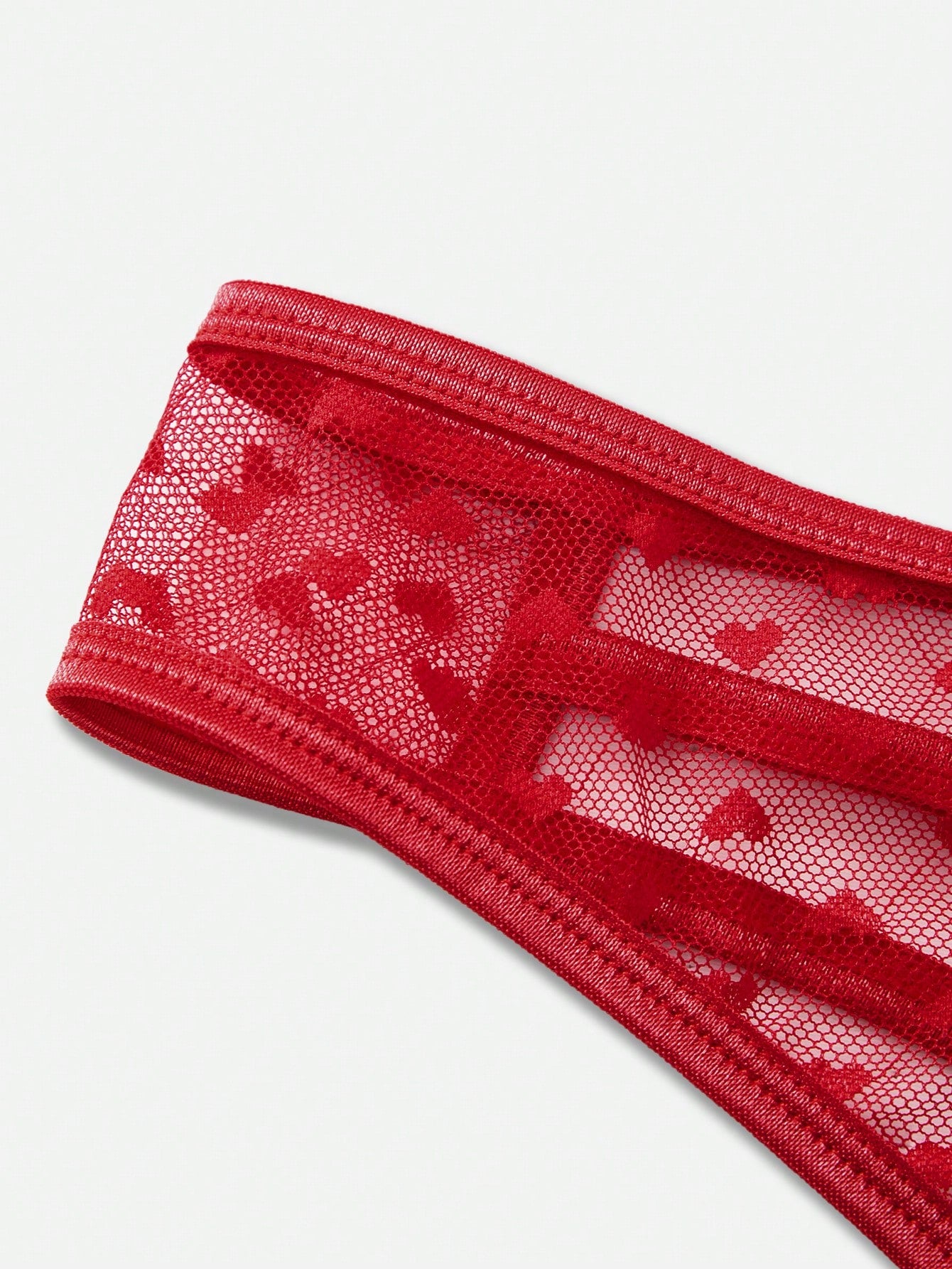 Men’s Casual Shorts With Criss Cross Heart Print Lace Detail