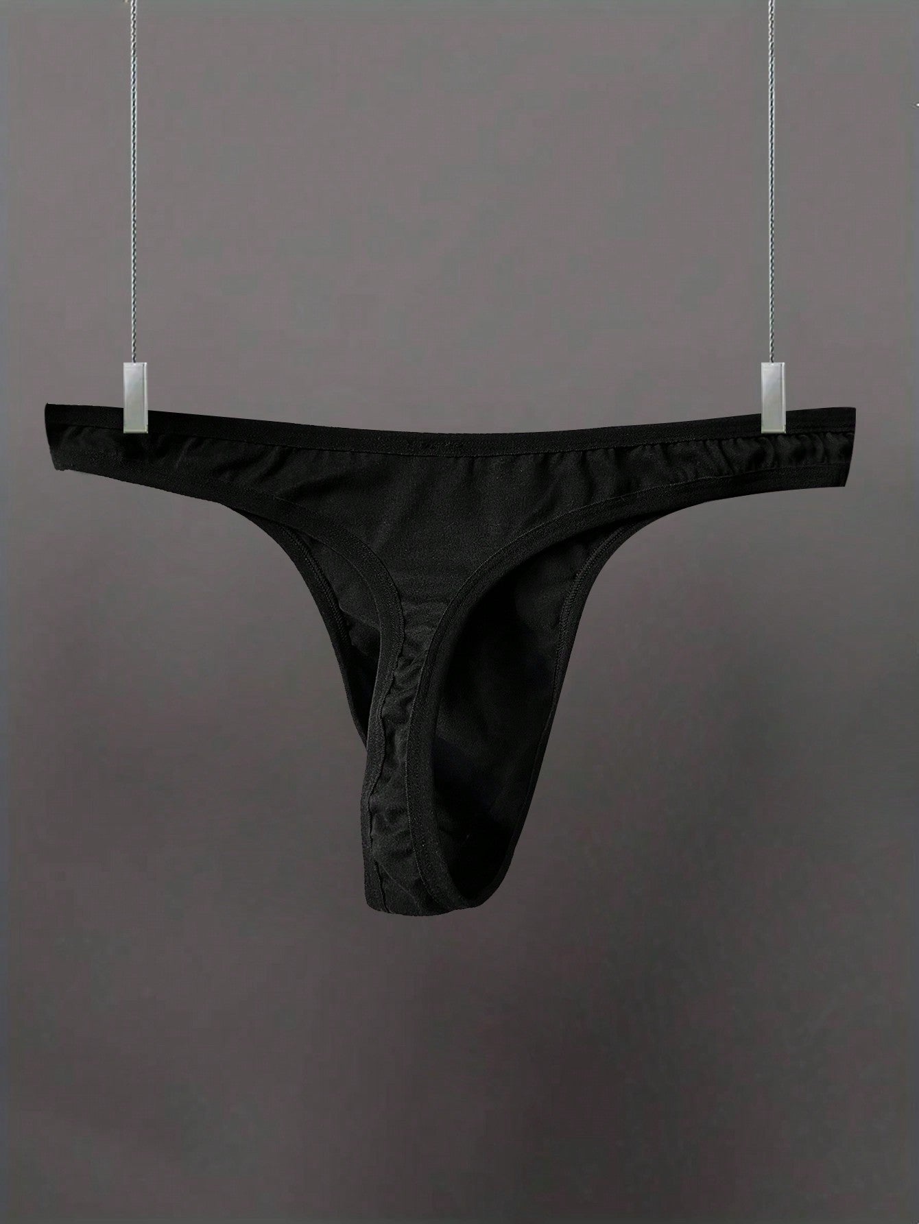 Men’s Casual Shorts In Black With Printed Mesh Texture