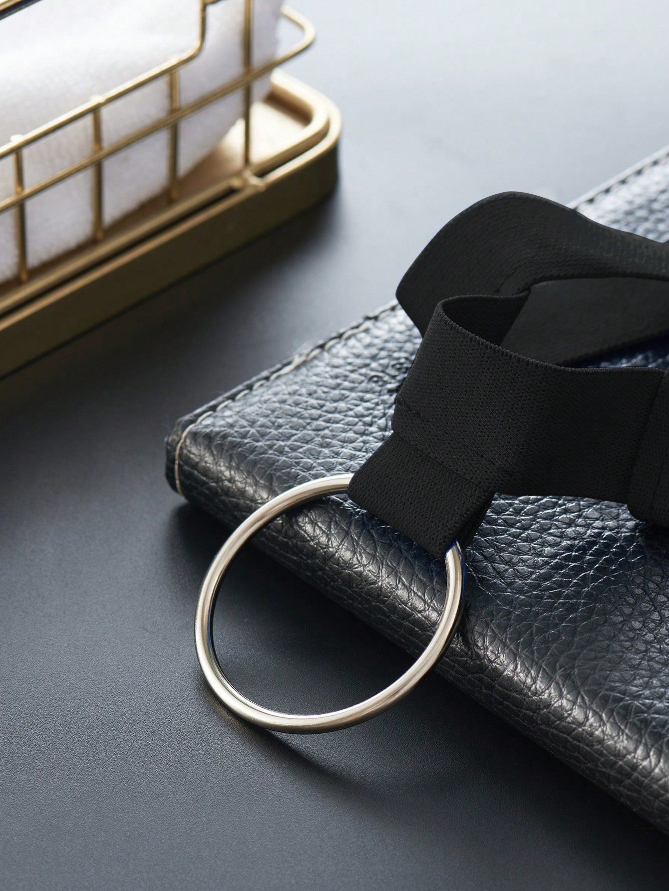 Men’s Casual Shorts With Ring Accent And Strap Detail