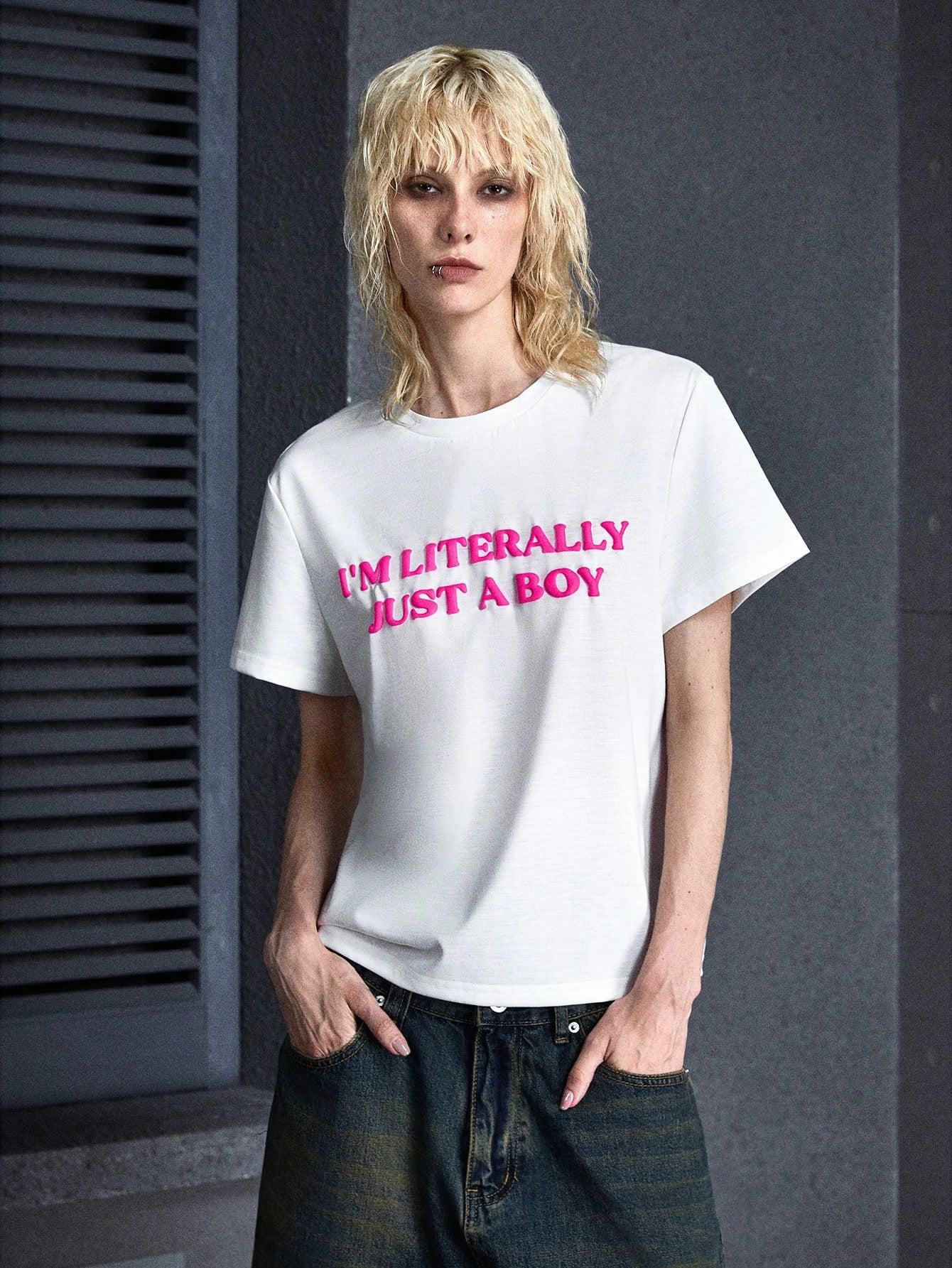 Men's Y2K Festival Ghost White Knitted Rose Red Letter Foaming Printing Loose Drop Shoulder Small Round Neck Young Casual Short Sleeve T-Shirt