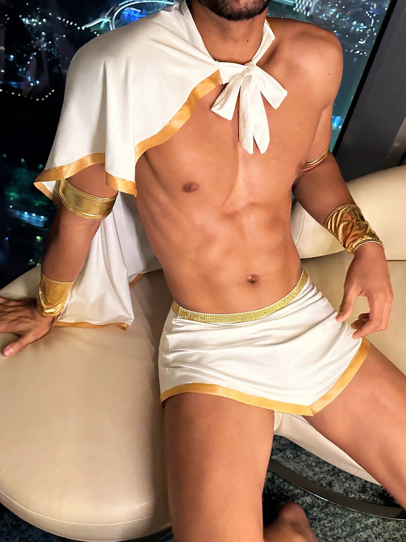 Men’s Costume Accessory Set With Gloves Armband And Cape