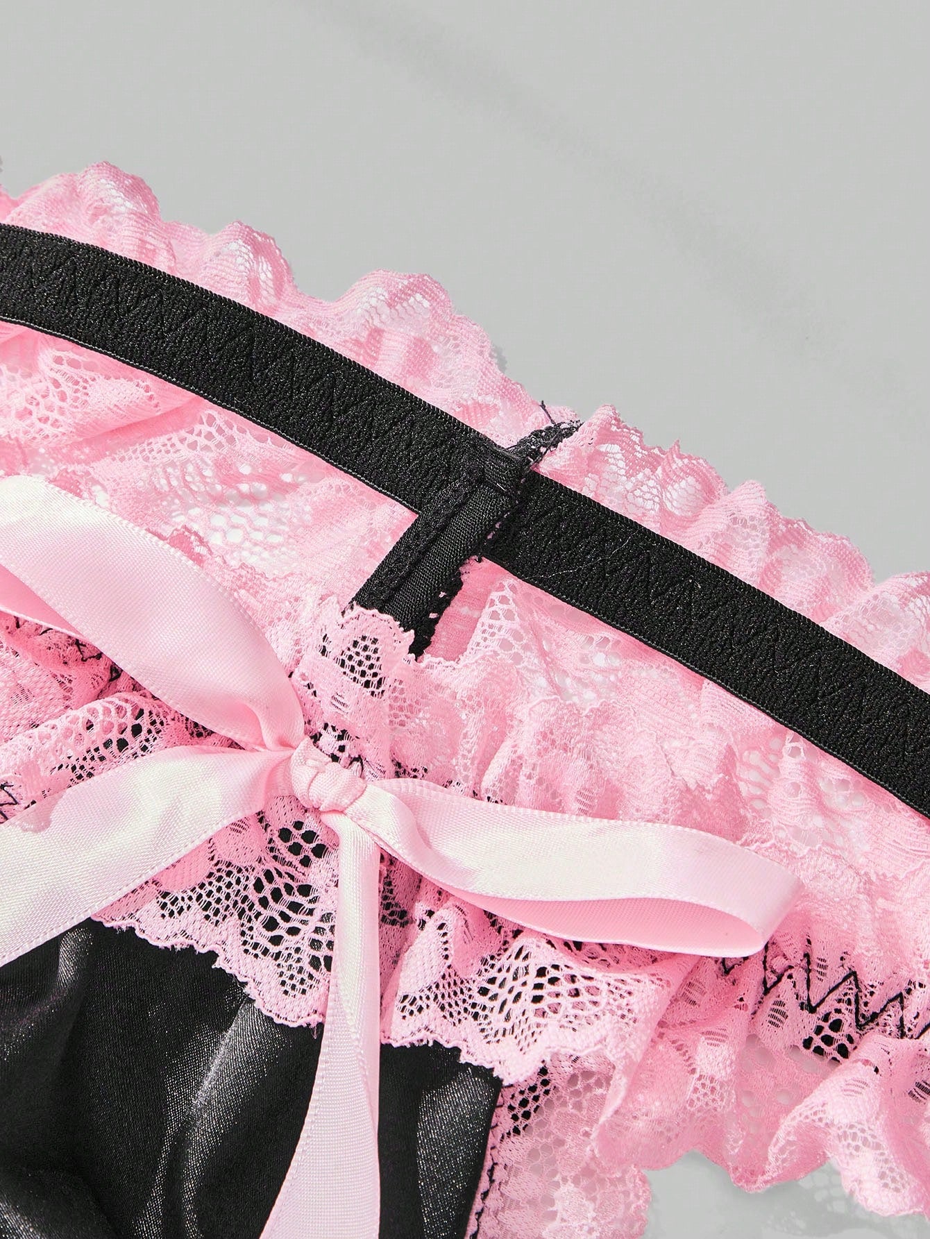 Men’s Casual Outfit With Pink Bow Detail Simple Design