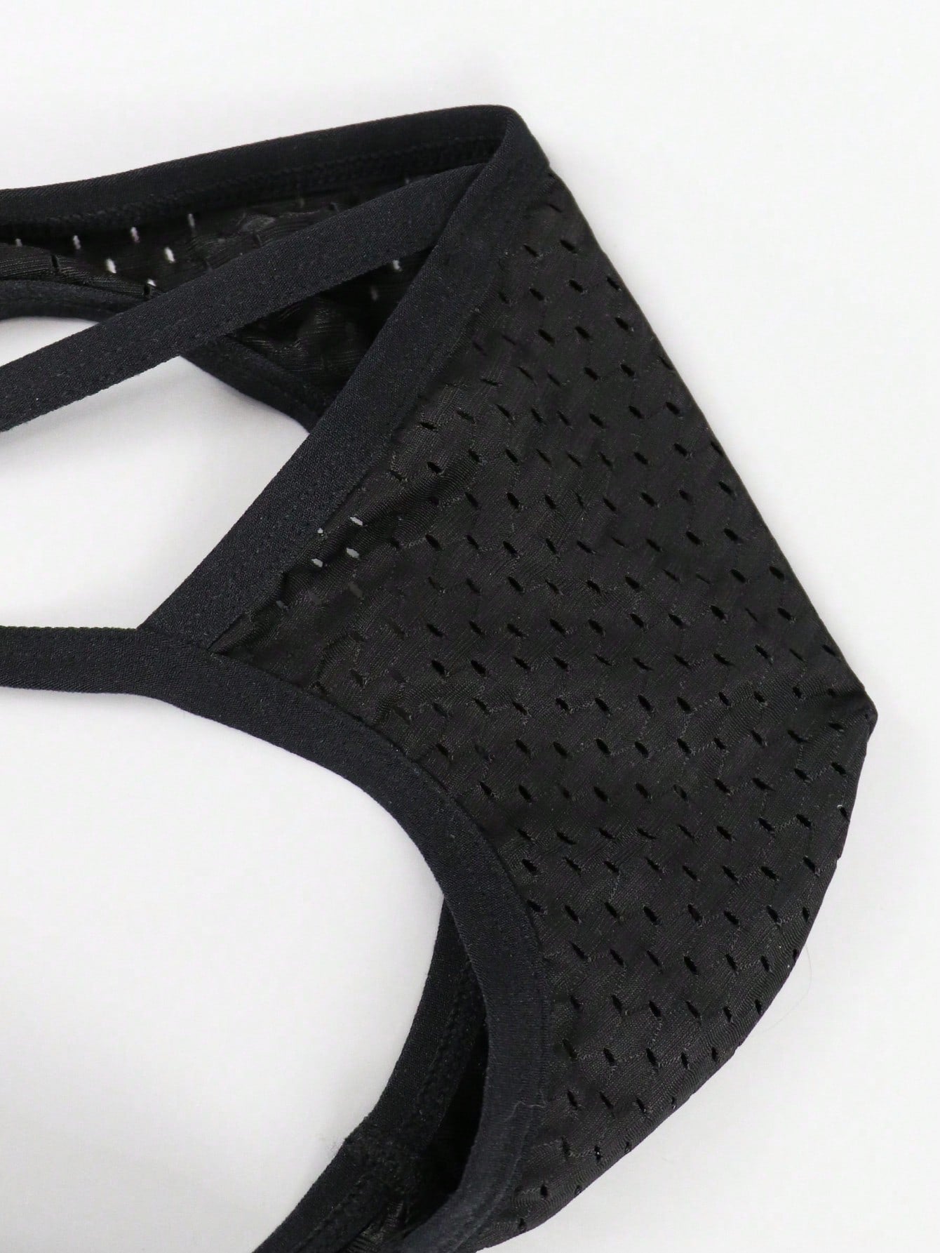 Men’s Breathable Mesh Shorts Minimal Style For Daily Wear