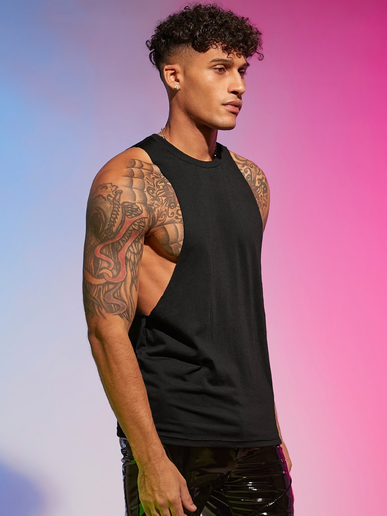 Men Solid Sleeveless Plain Tank Top