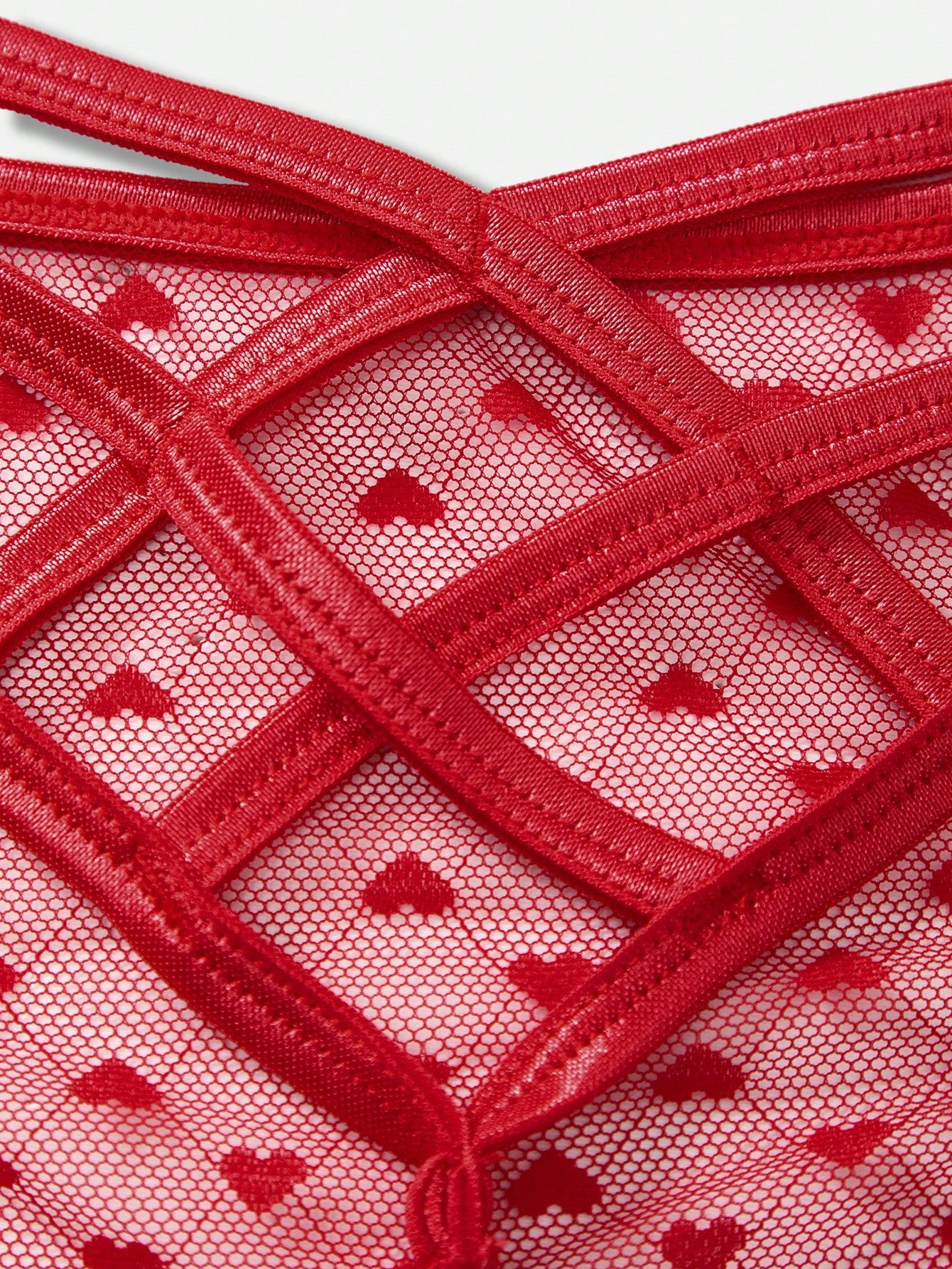 Men’s Casual Shorts With Criss Cross Heart Print Lace Detail