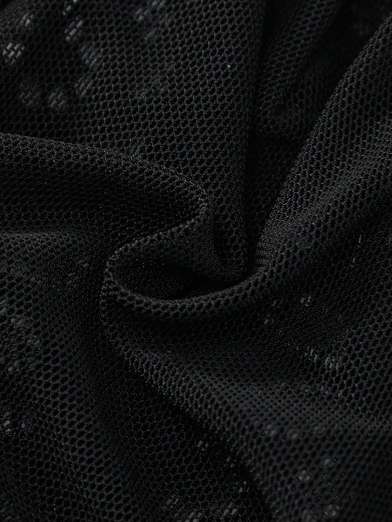 Men’s Casual Shorts With Lace Texture And Mesh Detail