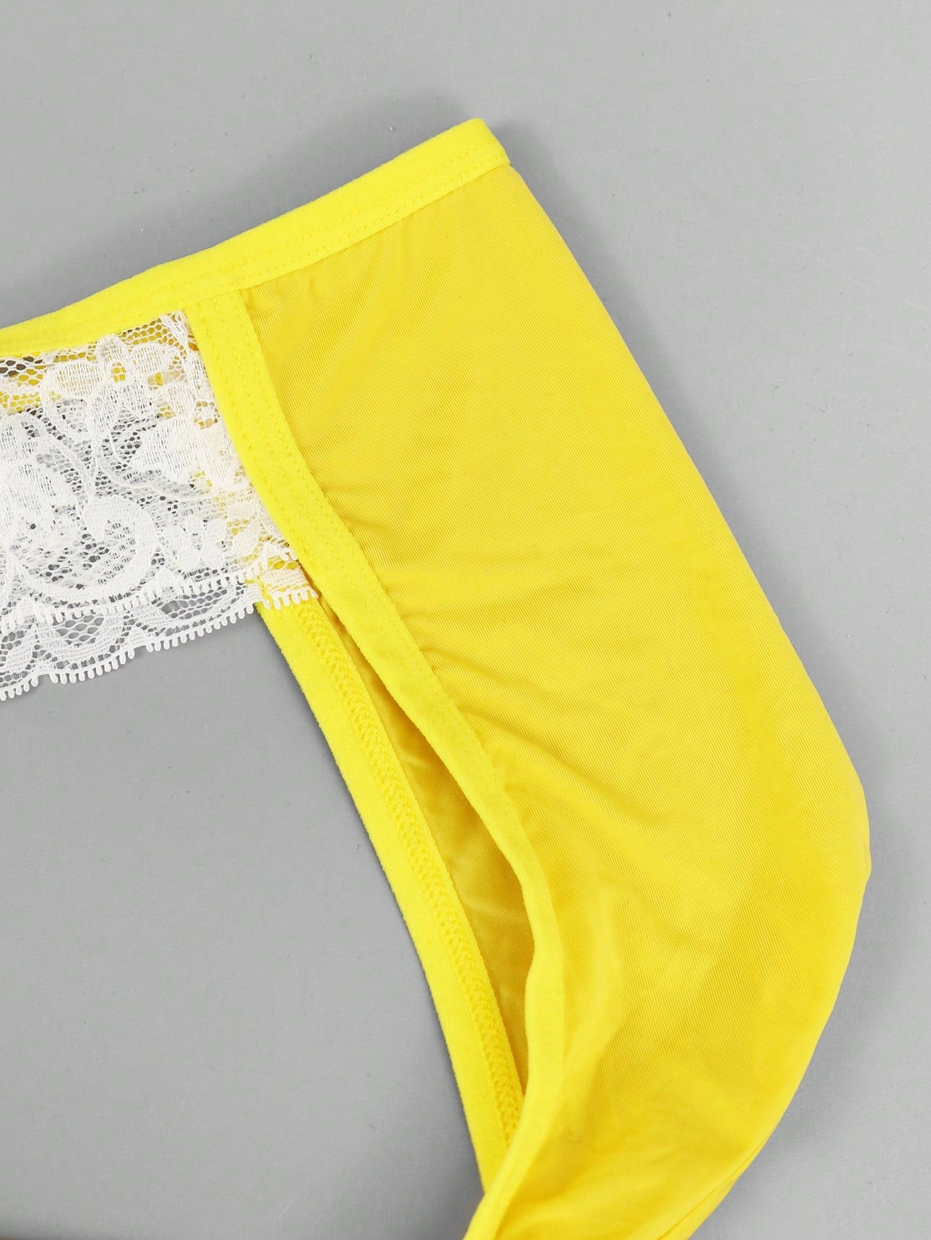 Men's Yellow Casual Shorts With Soft Breathable Stretch Fabric
