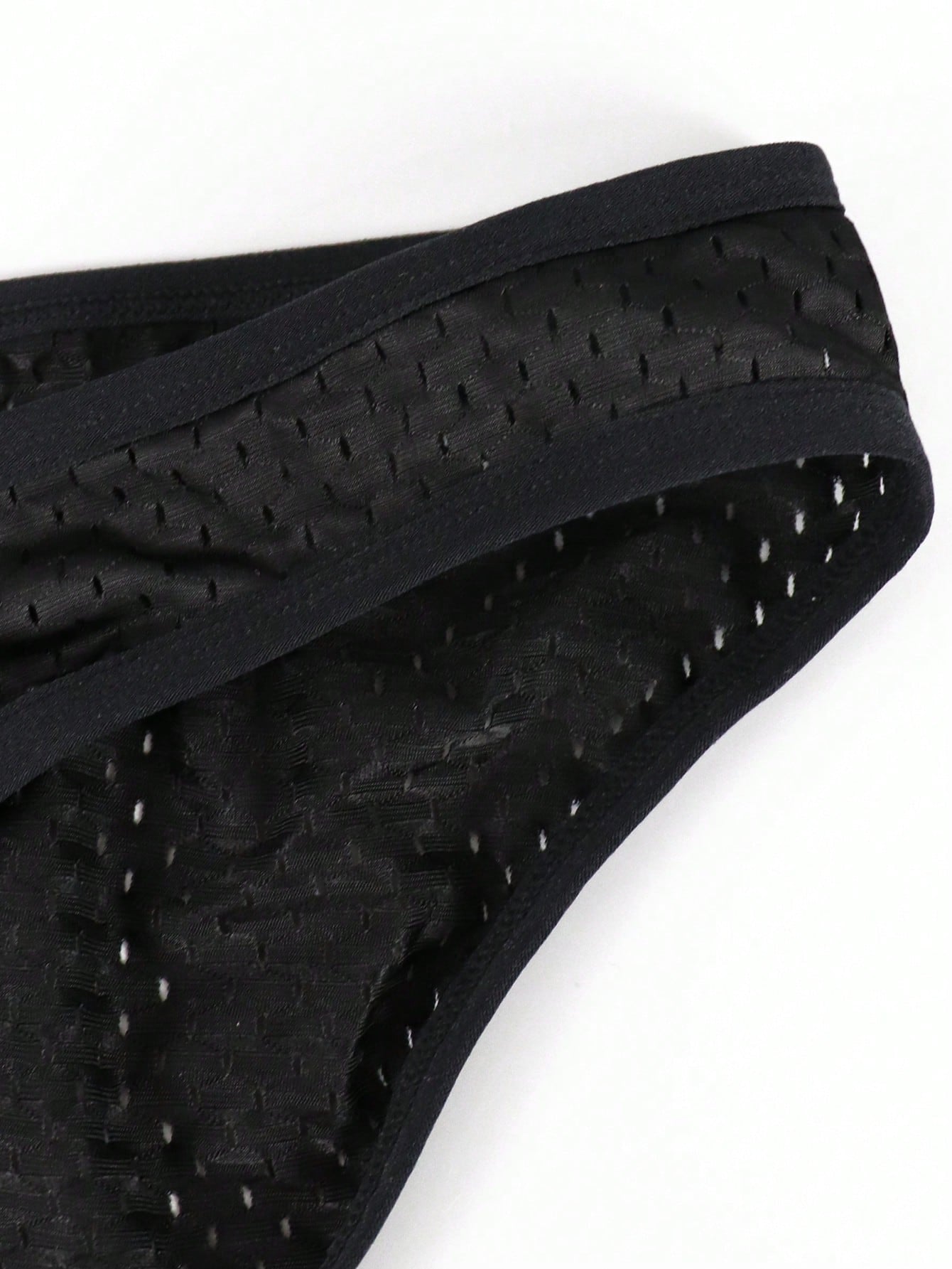 Men’s Breathable Mesh Shorts Minimal Style For Daily Wear